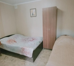 3-местная комната эконом (общие удобства) в Друзья