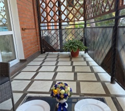 Премиум Люкс с кроватями TWIN/DBL и большой террасой с видом на горы в Цитрус