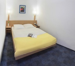 Двухместный номер Standard двуспальная кровать в Hansa Hotel