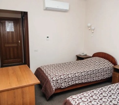 Номер стандарт эконом с 2 односпальными кроватями в Татарстан