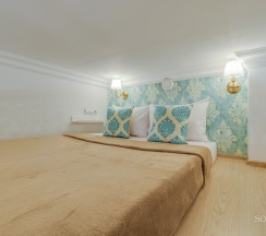 Люкс двухуровневый четырехместный в Sokroma Фонтанный дом