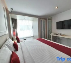 Двухместный номер Superior двуспальная кровать в The Bloc Hotel Phuket