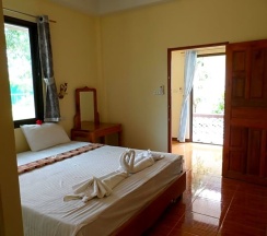 Номер Superior с балконом в Khaolak Summer House Resort