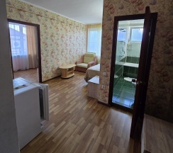 3-местный номер полулюкс в Диана