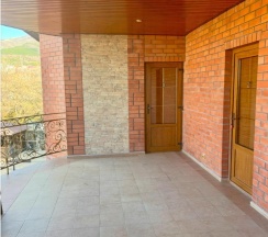 Комната улучшенная семейная в Оазис