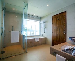 Двухместный люкс Classic двуспальная кровать в Phuket Panwa Beachfront Resort