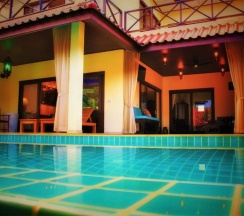 Вилла с 3 комнатами в Chor Chang Villa Resort