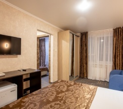 Четырехместный бюджет в Golden Kids