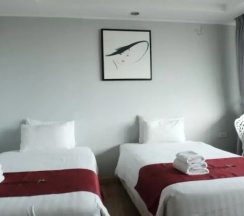 Одноместный номер Standard с частичным видом на море в The Beach Front Resort Pattaya  - SHA Plus
