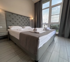 Двухкомнатный четырехместный номер 2-3этаж в Moon