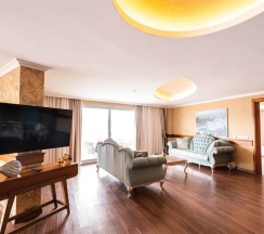 Двухместный люкс двуспальная кровать в Green Nature Diamond Hotel