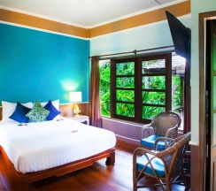 Двухместное бунгало Deluxe двуспальная кровать в Курортный отель The Fair House Beach Resort & Hotel