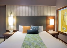 Семейный номер Superior с видом на бассейн в Courtyard by Marriott Phuket, Patong Beach