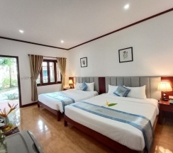 Четырёхместный семейный номер Standard с видом на сад в Santa Garden Resort