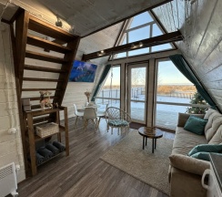 Дом A-frame в Над Рекой