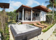 Вилла c 1 комнатой с балконом в Samui Garden Home