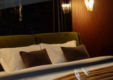 Нуар 320 в Four rooms