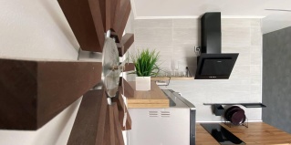 Тюмень: Апартаменты CrystalRentals (КристалРенталс) на улице Михаила Спераского 41