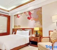 Двухместный номер Deluxe с видом на сад двуспальная кровать в Jinghai Hotel & Resort