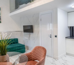 СТУДИЯ ДВУХУРОВНЕВАЯ в Сentral Residence by Provence