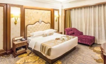 Двухместный номер Standard двуспальная кровать в Longshan Hotel