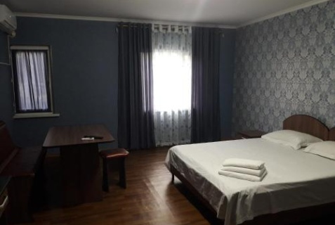 Бишкек: Гостевой дом Guest House on ul Yaltinskaya 121 A