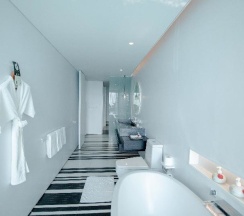 Двухместный люкс с видом на бассейн двуспальная кровать в Veranda Resort & Villas Hua Hin - Cha Am