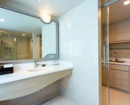 Двухместный номер Deluxe (2 отдельные кровати) в Centara Sonrisa Residences & Suites Sriracha