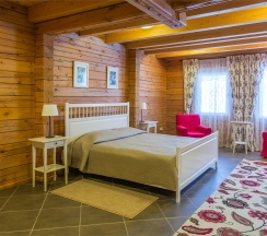 18-ти местный дом в Прибрежном поселке в Бутик