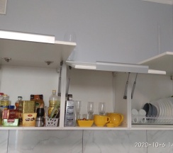 Двухместная студия с балконом и с красивым видом из окна (двуспальная кровать) в Квартира студия с кондиционером для командировок и отдыха