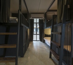 Кровать в общем номере (женский номер) в Chingcha Bangkok - Hostel