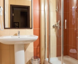 Стандартный двухместный номер с 1 большой кроватью в Easy Room