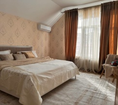 Двухэтажные апартаменты в центре в Как Дома 05