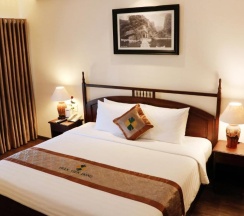 Двухместный номер Deluxe двуспальная кровать в Tran Vien Dong Hotel