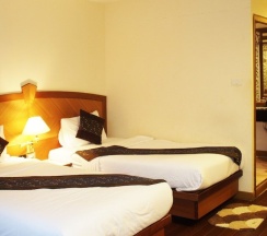 Двухместный номер Superior 2 отдельные кровати в NH Elegant Hotel