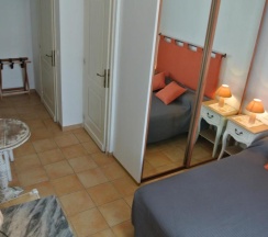 Двухместный номер Standard двуспальная кровать в Hôtel Castel Mistral