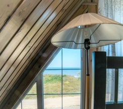 33 - Четырехместный мансардный с прямым видом на море в Азов Инн