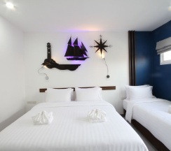 Семейный номер Standard с балконом в Anna-Nava Pakkret Hotel