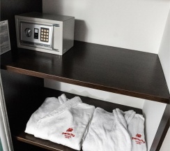 Стандартный двухместный (Standard Twin Bed) в ParkCity