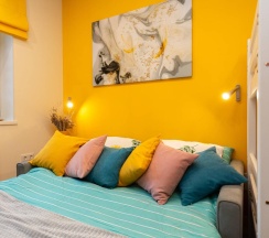 Апартаменты студия Yellow studio by the sea в Посутки