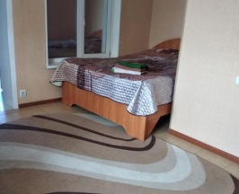 Комната стандарт с 1 двуспальной кроватью и 4 диванами-кровать в Gor.ka