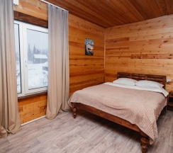 Номер 3 в Dream House