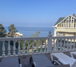 Семейный  с балконом  видом на море и бассейн в Aqualife