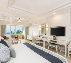 Двухместный люкс Mini Plus с видом на море двуспальная кровать в Royal Cliff Beach Hotel Pattaya