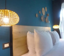 Двухместный номер Deluxe с видом на сад двуспальная кровать в Signature Phuket Resort