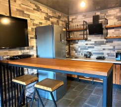 Номер студио двухместный с видом на бассейн без балкона в Брют