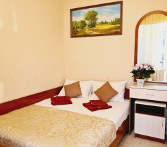 3-местный номер стандарт улучшенный в Золотой Лев