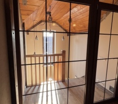 Коттедж Superior с балконом и с красивым видом из окна в Горки