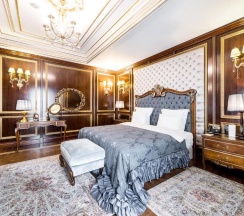 Люкс Royal с красивым видом из окна в Rixos Khadisha Shymkent