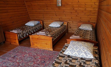 Кровать в 5-местном общем номере в Набаймар